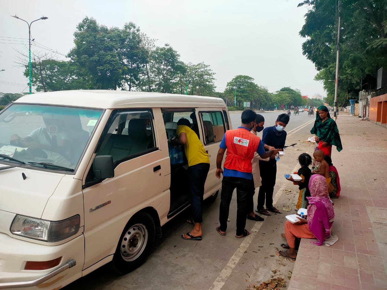 পথচারীদের জন্য ইফতার-২০২১