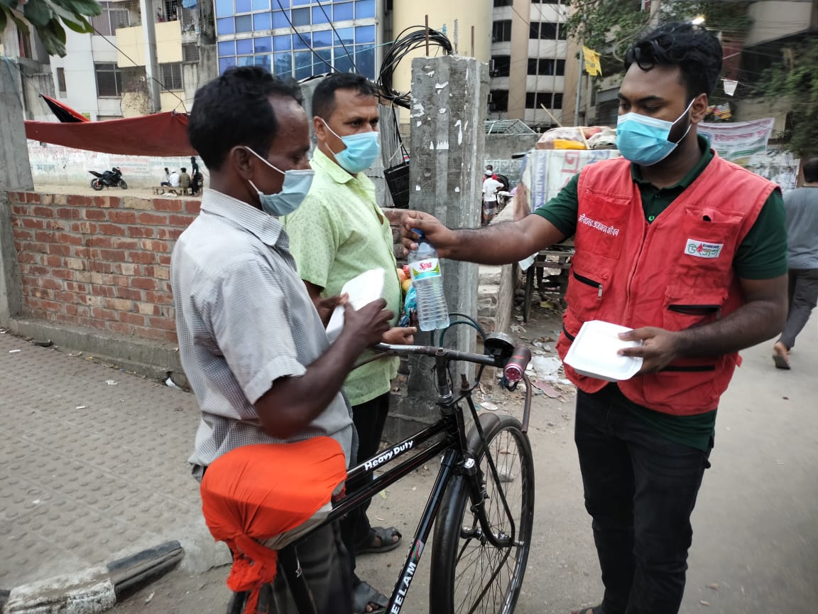 পথচারীদের জন্য ইফতার-২০২১