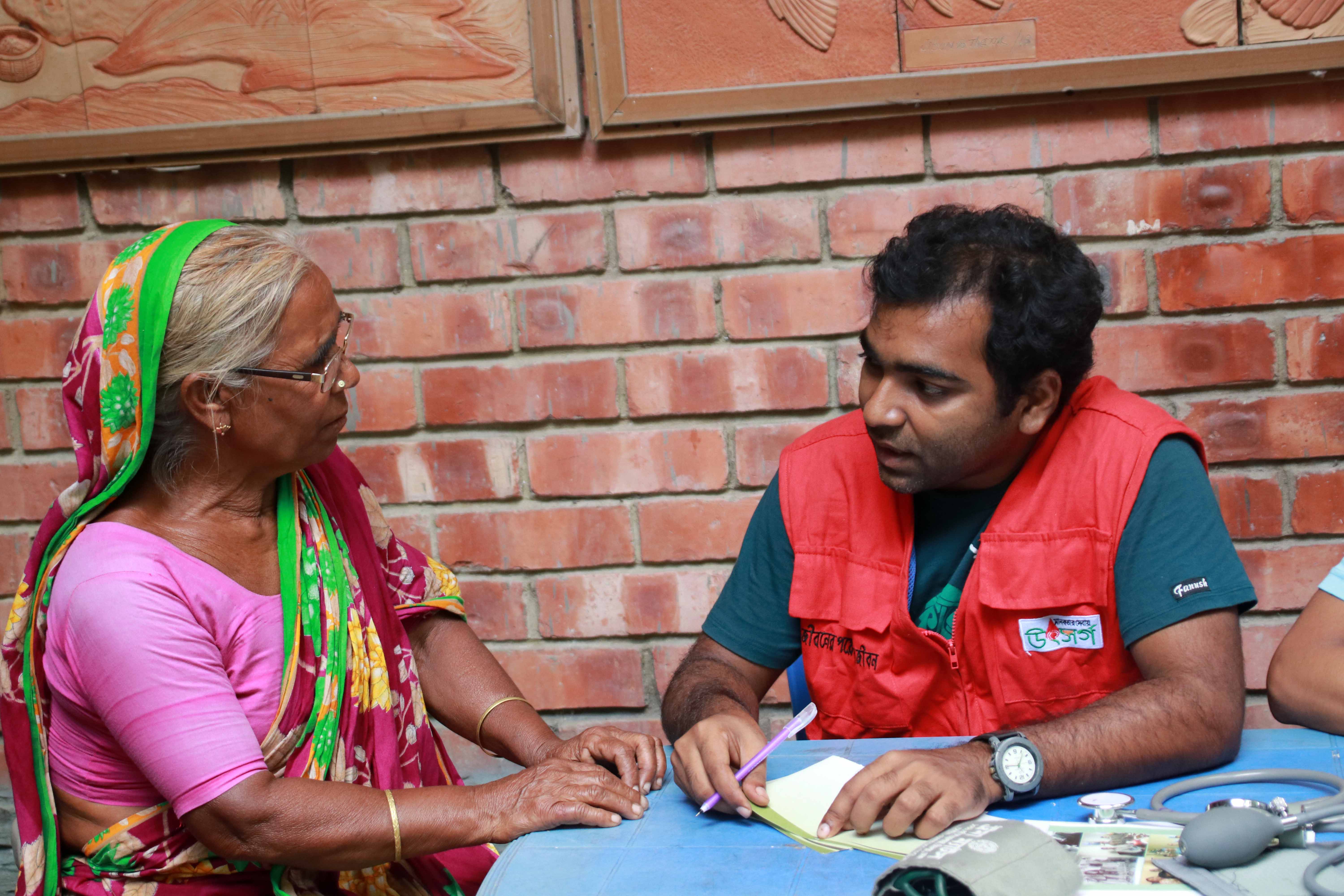 বন্যর্তদের পাশে আমরা-কুড়িগ্রাম